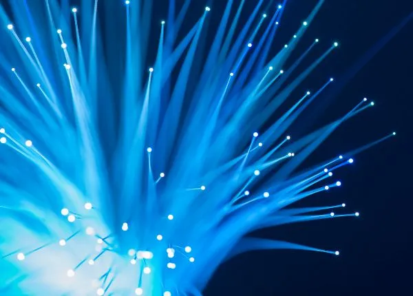 Photonics_Generic-2-123RF-1.jpg.webp